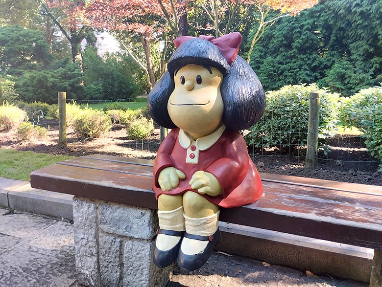 Estatua de Mafalda en Oviedo